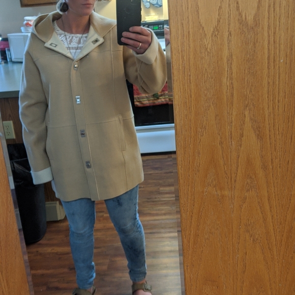 Jacket - Picture 3 of 3